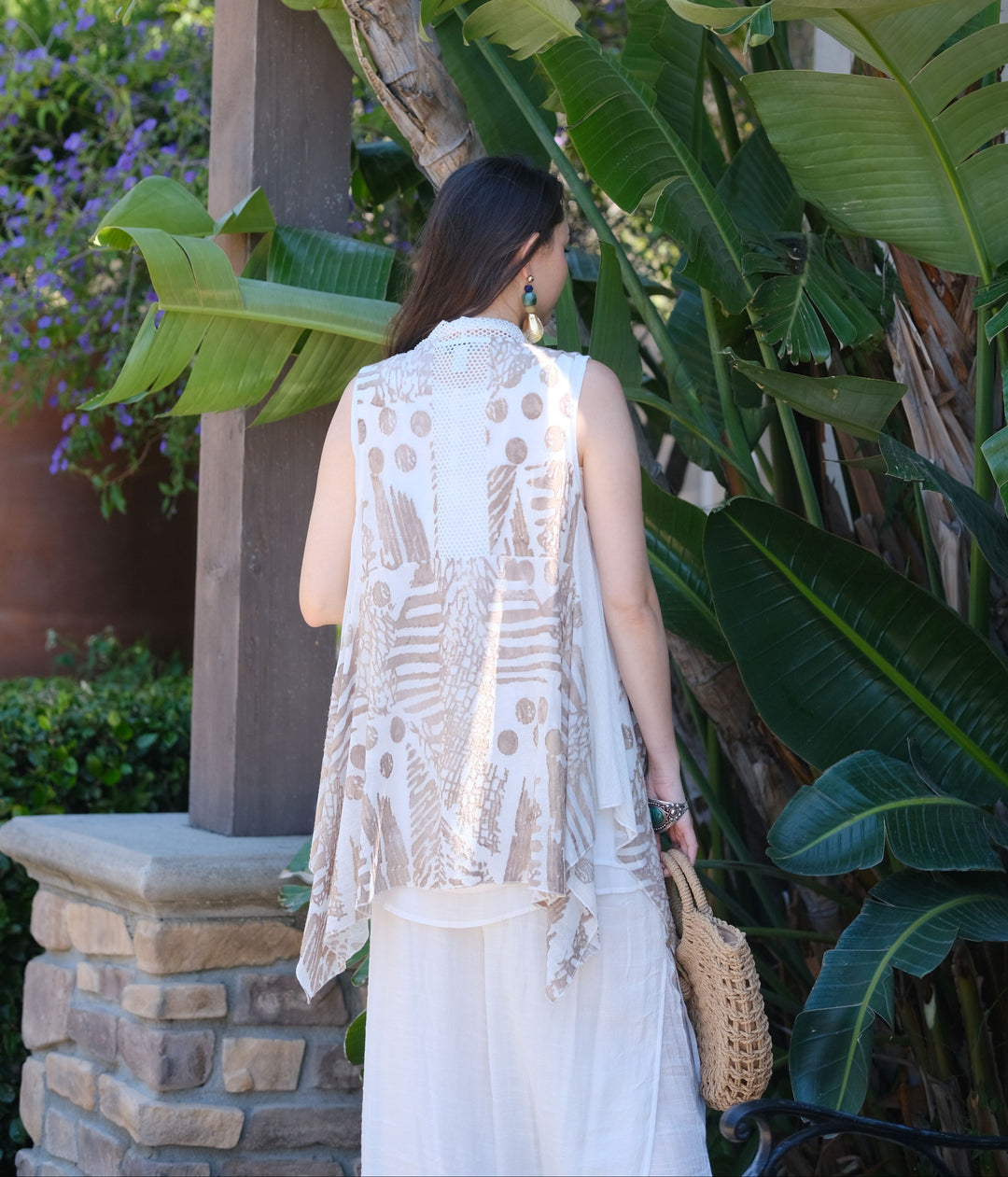 Sand Patterned Sleeveless Vest