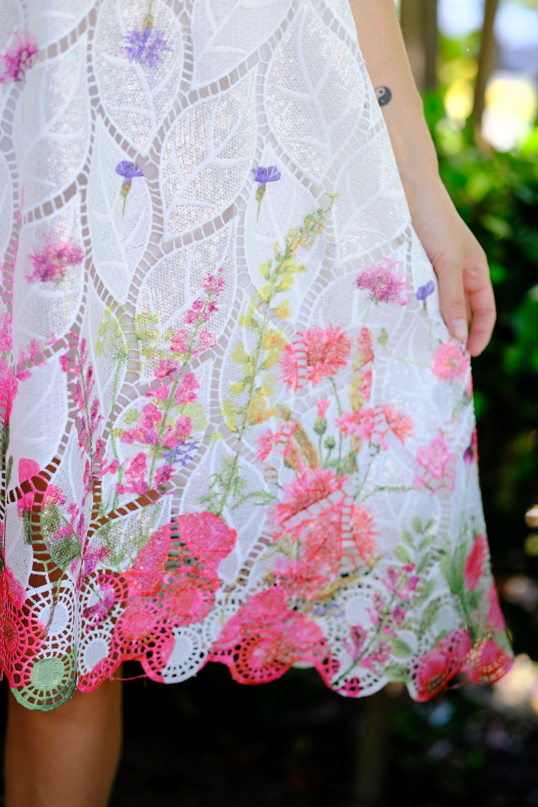  Blossom Breeze Midi Dress